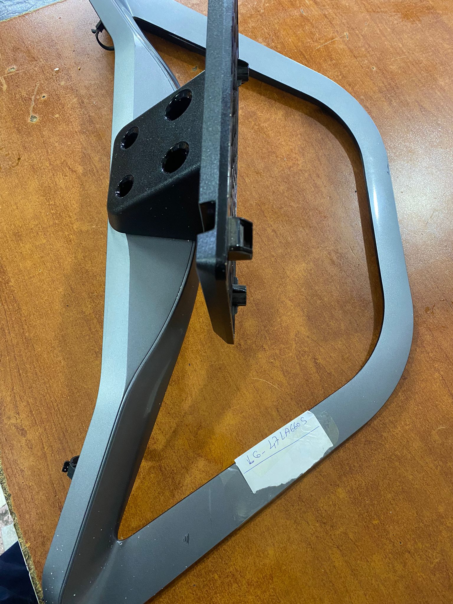 LG 47LA660S TV AYAĞI