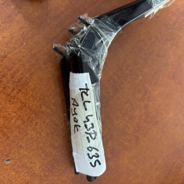 TCL 43P635 TV AYAĞI